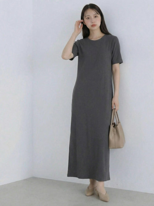圓領短袖直筒垂墜感長版洋裝